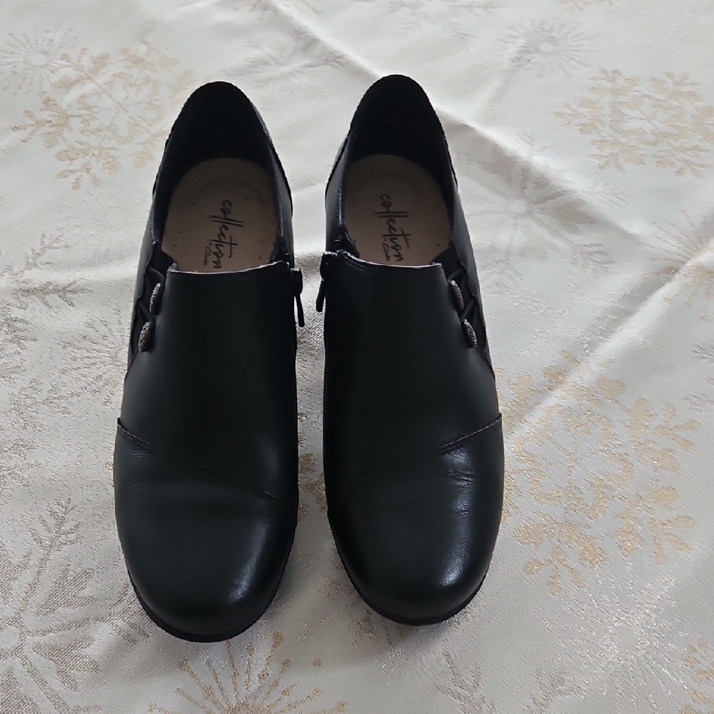 Clarks Black Leather Comfort Loafers